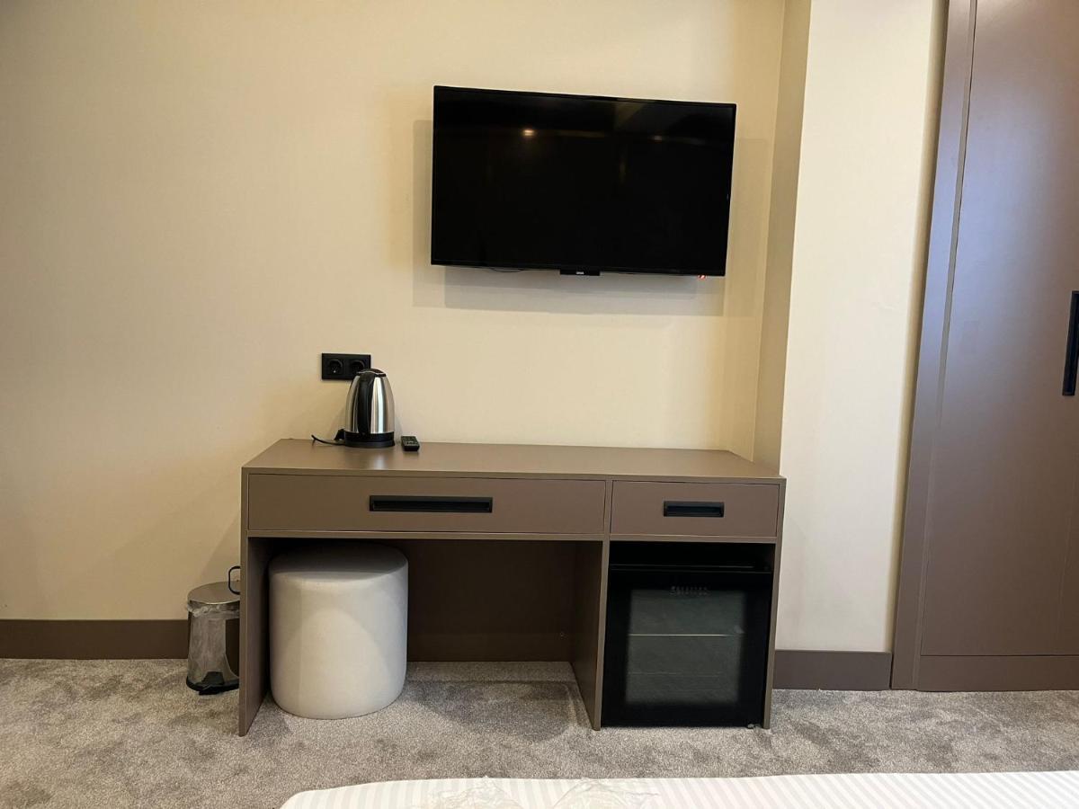 Istanblu Hotel Atasehir Istanboel Buitenkant foto