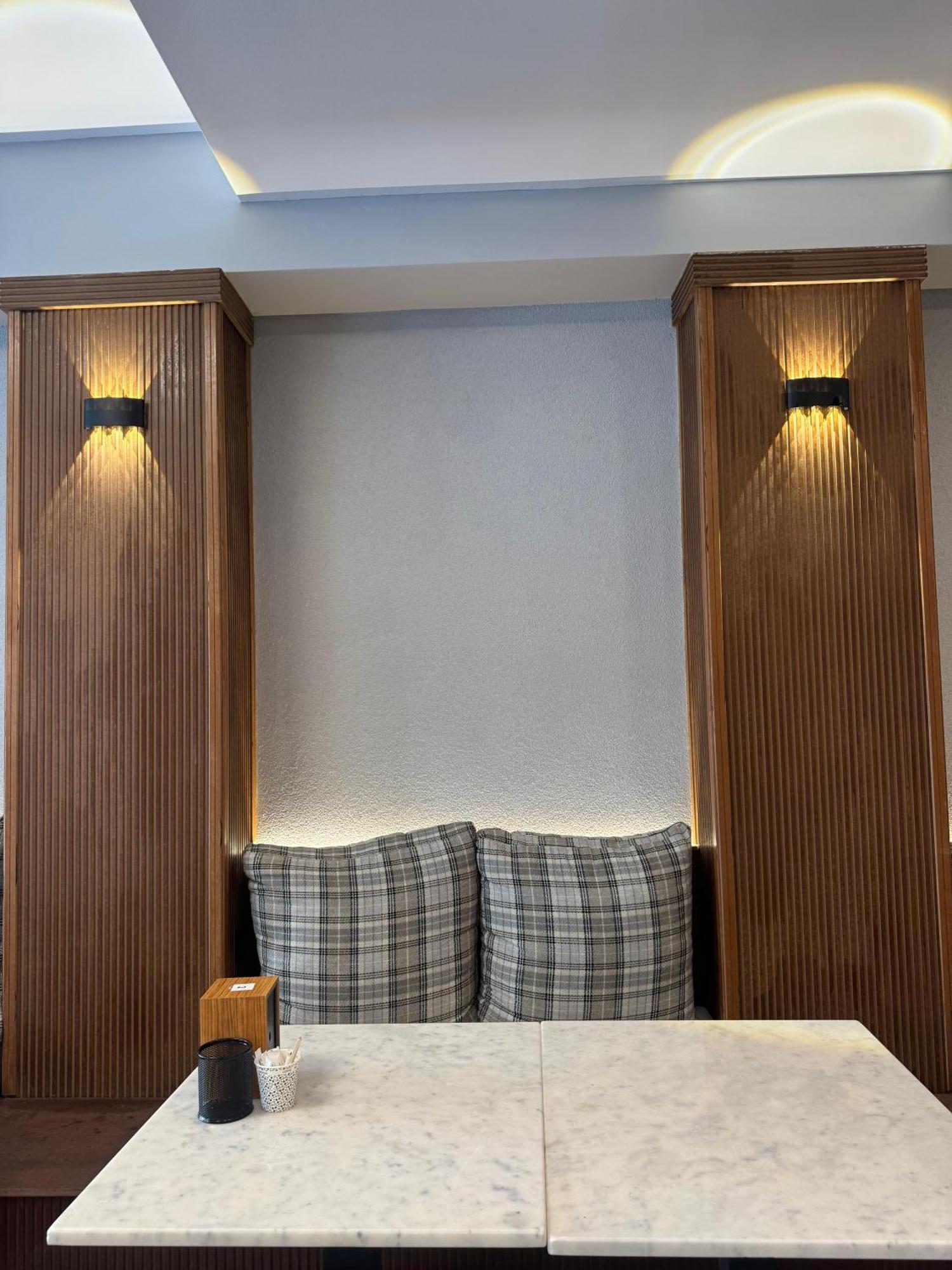 Istanblu Hotel Atasehir Istanboel Buitenkant foto