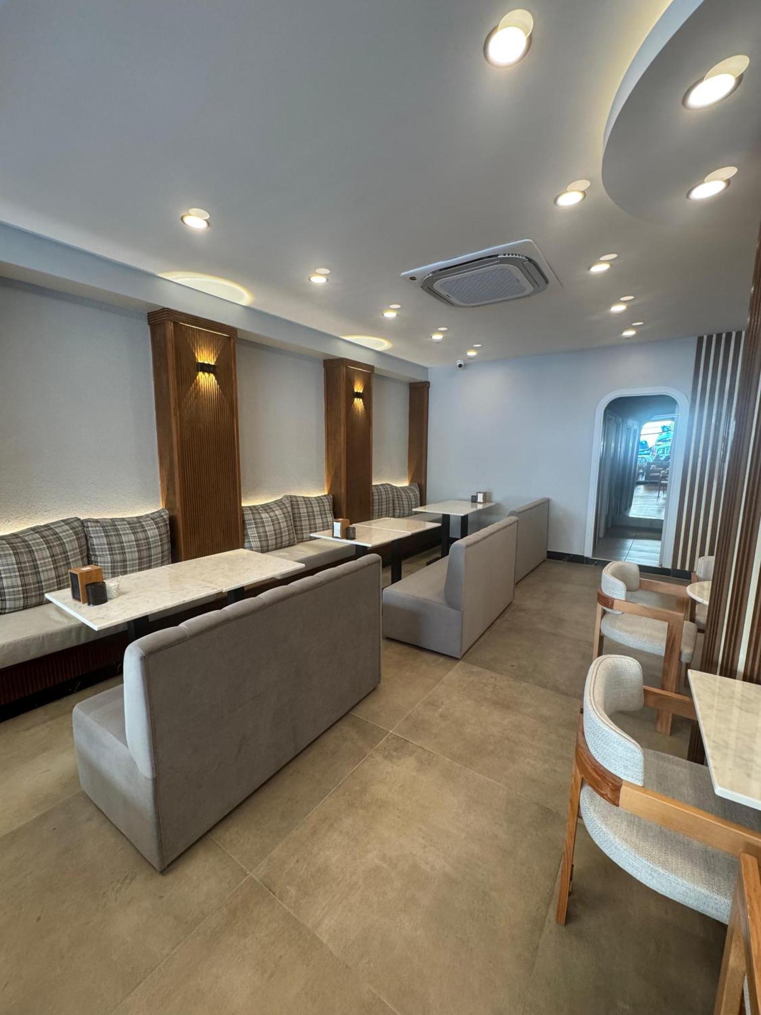 Istanblu Hotel Atasehir Istanboel Buitenkant foto